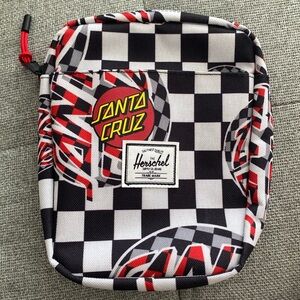 Herschel Santa Cruz mini sling bag